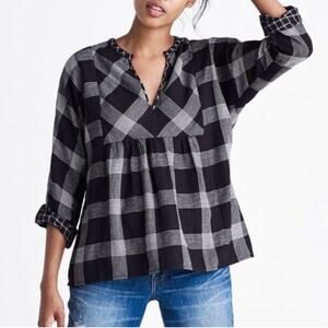 Madewell Hayden black white plaid v neck top size XXS